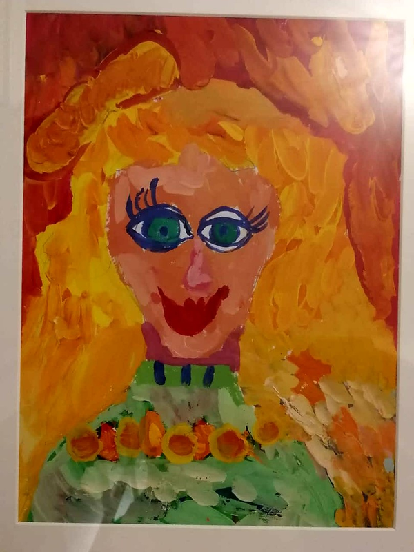 Детский рисунок - Алиса