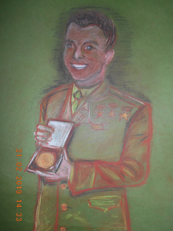 Детский рисунок - Герой